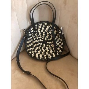 🔸 Rebecca Minkoff Straw Circle Bag